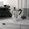Voir la slide Moka Express 6 Tasses 270 ml Cafetière Italienne