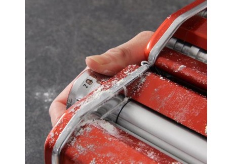 Atlas 150 Design Rood Handmatige Pastamachine