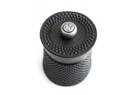 Bali Pepermolen Gietijzer 8 cm Zwart