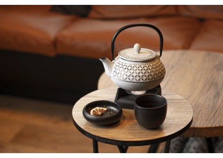Chauffe Théière en Fonte