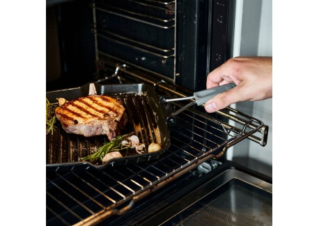 Grill Fonte Carré avec Manche en Silicone 24 x 24 cm