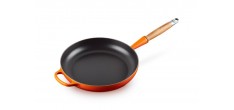 Poêle Signature Fonte Emaillée Manche en Bois 28 cm Orange Volcanique