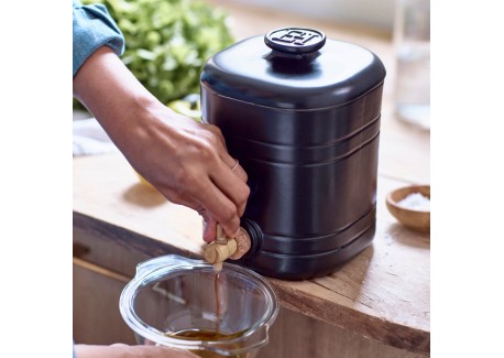 Azijnmaker Keramiek Mat Zwart Truffel 2,5 l