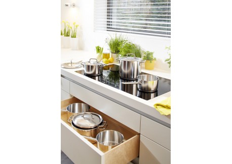 Apollo 7 Sauteuse Conique Inox 18 cm
