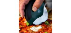 Compact Pizza Cutter
