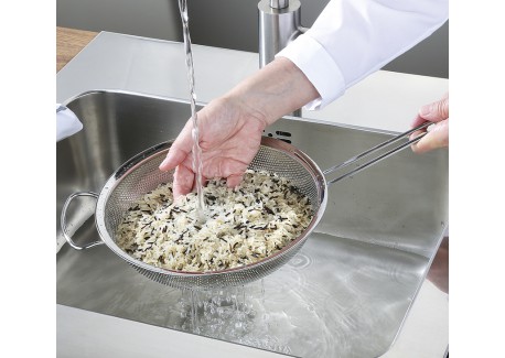 Passoire Plate avec Manche Inox Microperforée 24 cm 