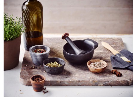 Nori Mortier et pilon en Fonte Noir Mat