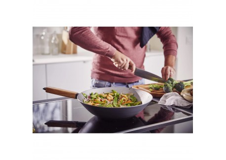Nomad  Koolstofstaal Wok 31 cm