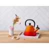 Voir la slide Kone Bouilloire à Sifflet 1,6 L Orange Volcanique