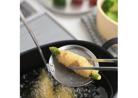 Aikata Fijne RVS schuimspaan voor tempura en Japans frituren 27 cm