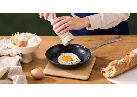 Essentiel antiaanbak keramische koekenpan 20 cm