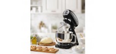 Robot Patissier Sur Socle Noir SMF03BLEU