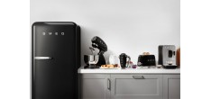 Robot Patissier Sur Socle Noir SMF03BLEU