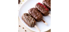 Cacaocoating/glazuur met hazelnootstukjes en Rocher-stijl biscuit 250
