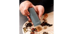 Spice Mill Nootmuskaat en Kruidenmolen Mat Eucalyptus Groen 12 cm