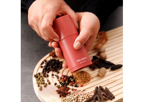 Spice Mill Moulin à Muscade et à Epices Rouge Grenade Mat 12 cm 