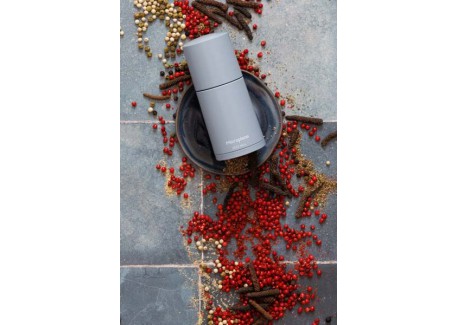 Spice Mill Nootmuskaat en Kruidenmolen Mat Lichtblauw 12 cm