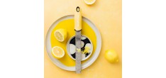 Premium Classic Zester Rasp Lemon Cream Geel