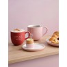 Zie dia Hey Mok met Gravure Love you more than coffee Keramiek Rood 350 ml