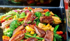 Plancha de Magret de Canard aux Légumes