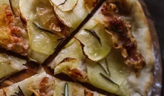 Pizza bianca guanciale et pomme de terre