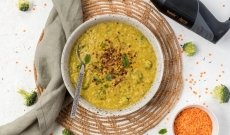Soupe au Brocolis et Lentilles Rouges
