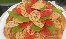 Galette des rois frangipane praliné pistache, tuiles