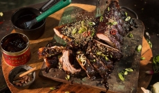 Travers de porc au Big Green Egg