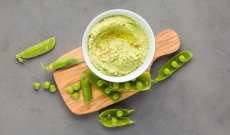 Houmous de Petits Pois, Menthe et Noisettes